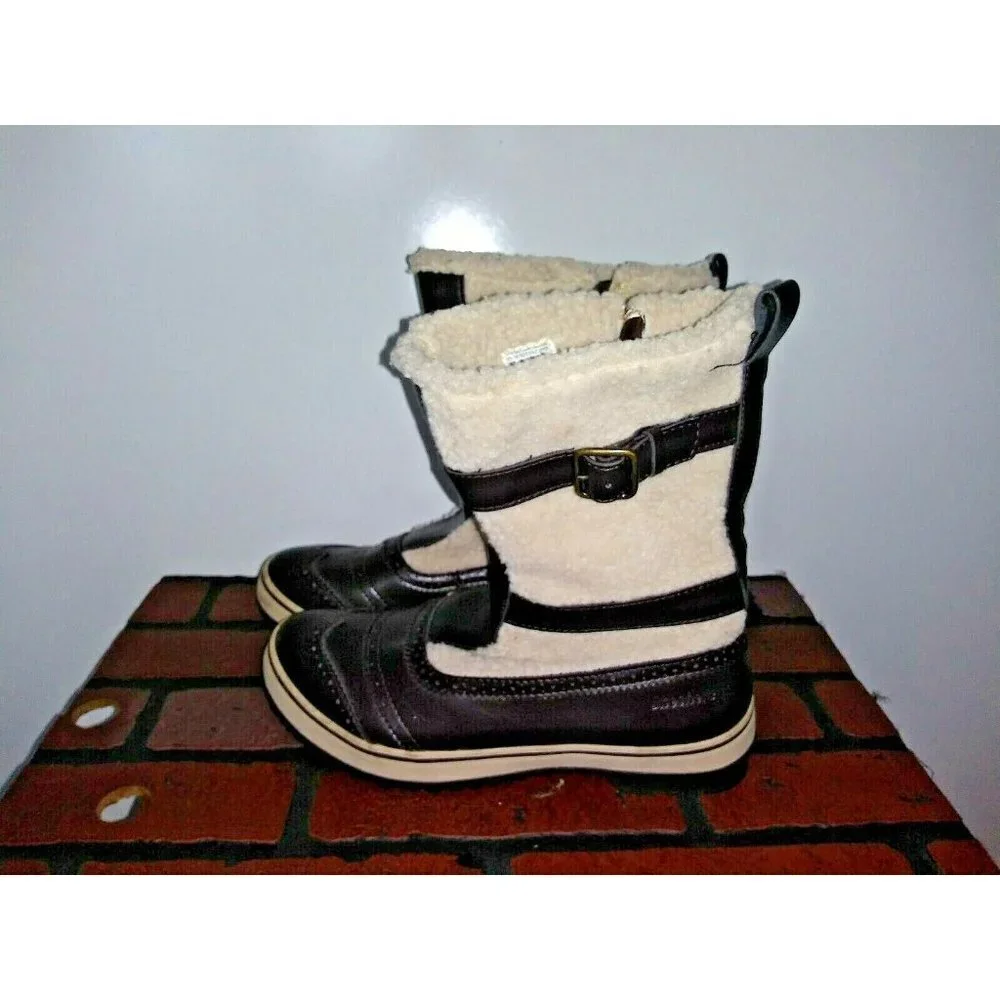 Skechers Womens Mid-Calf Boots 9.5M Highlanders Mountain Range winter/snow boots